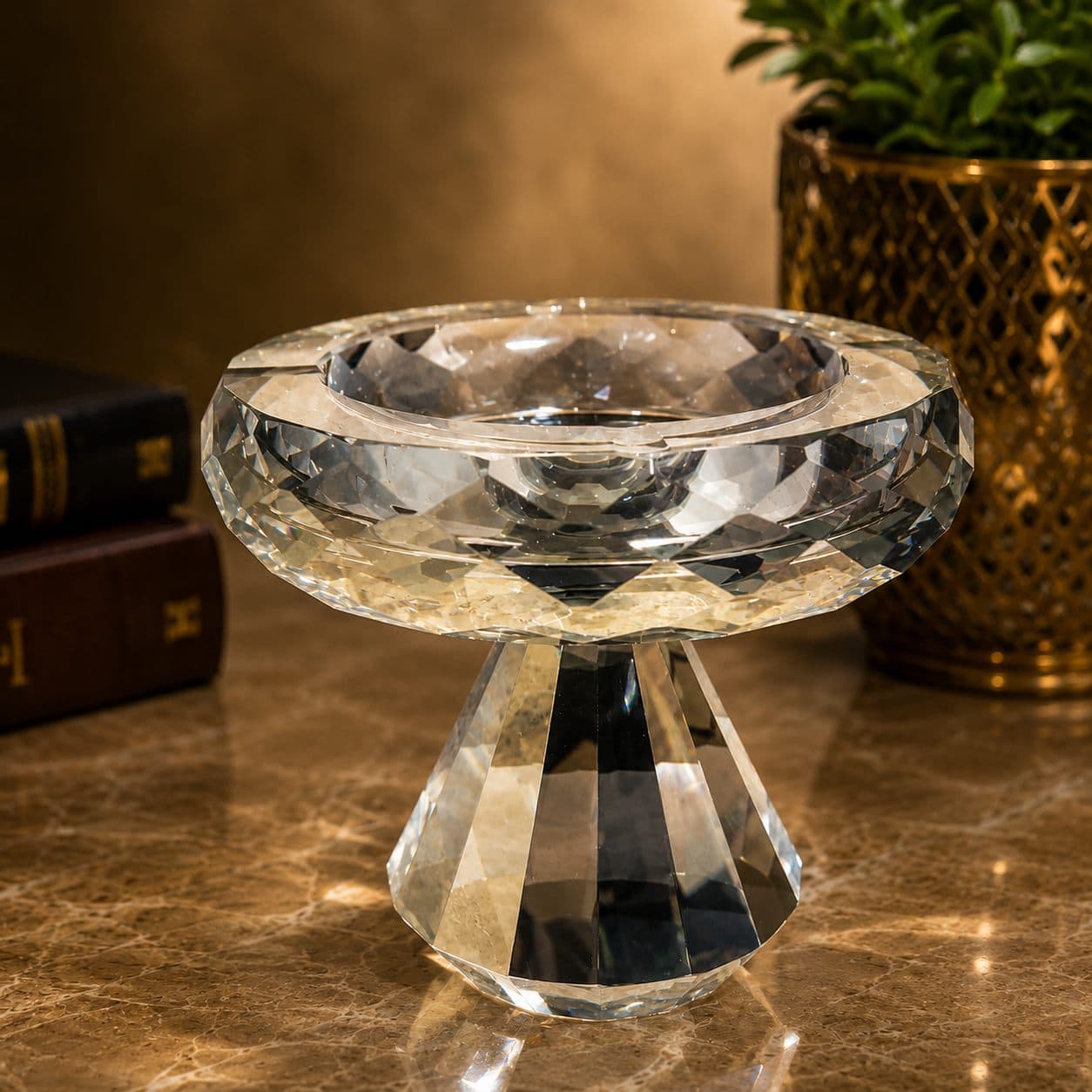 Solitaire Crystal Compote — Cut crystal