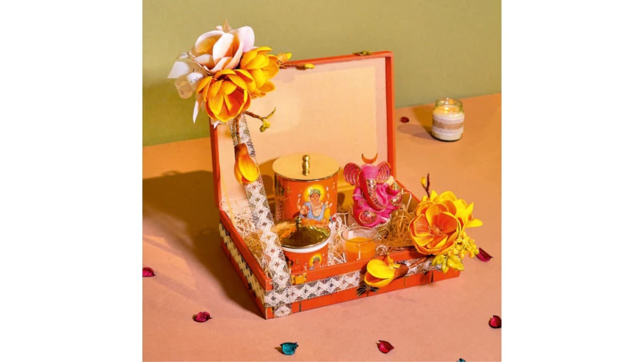 Ganesha Shagun Box — Painted wood & brass