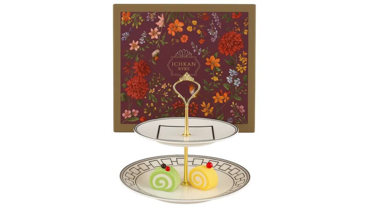 Ryks Two-Tier Dessert Stand — Bone china & brass
